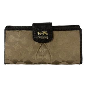 Coach Madison Signature Op Art skinny Wallet.